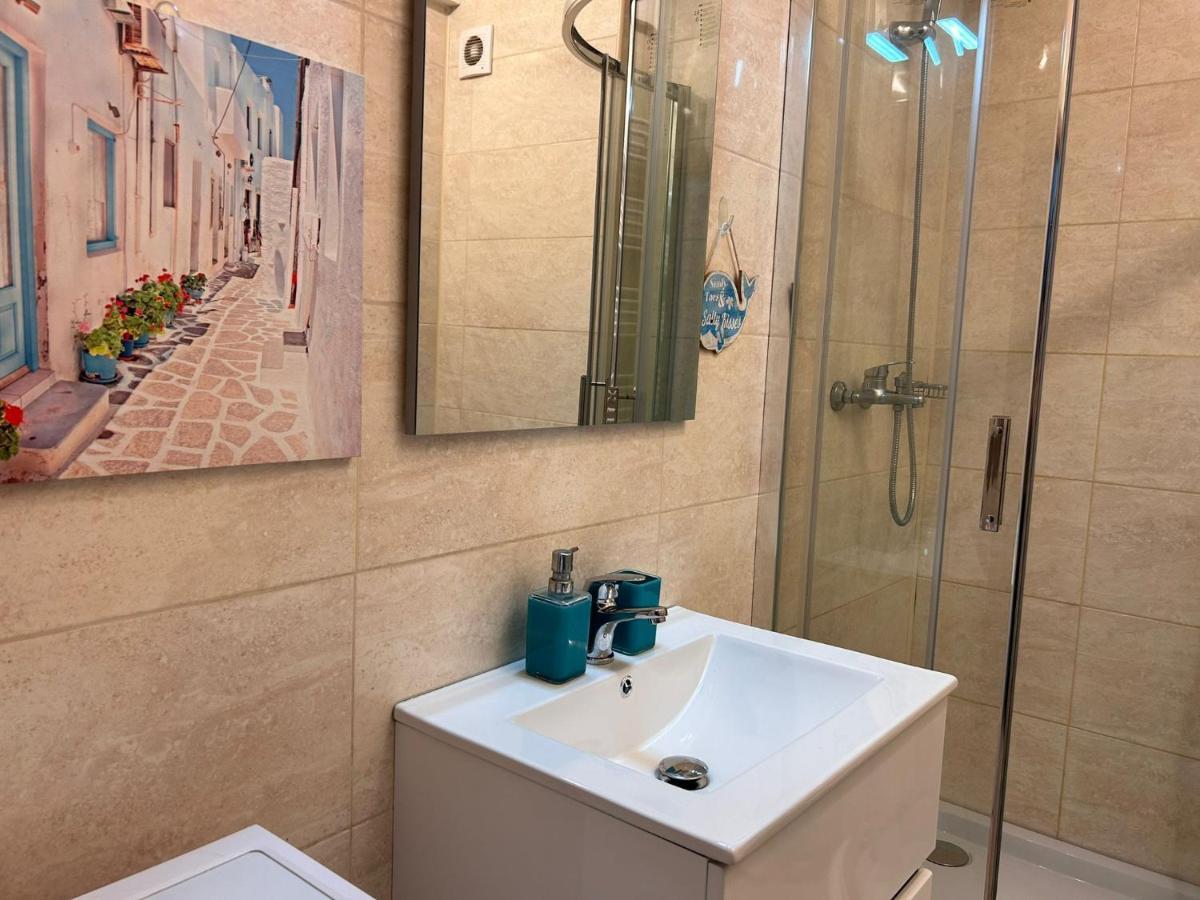 Apartament Carina Summerland Мамая Екстериор снимка