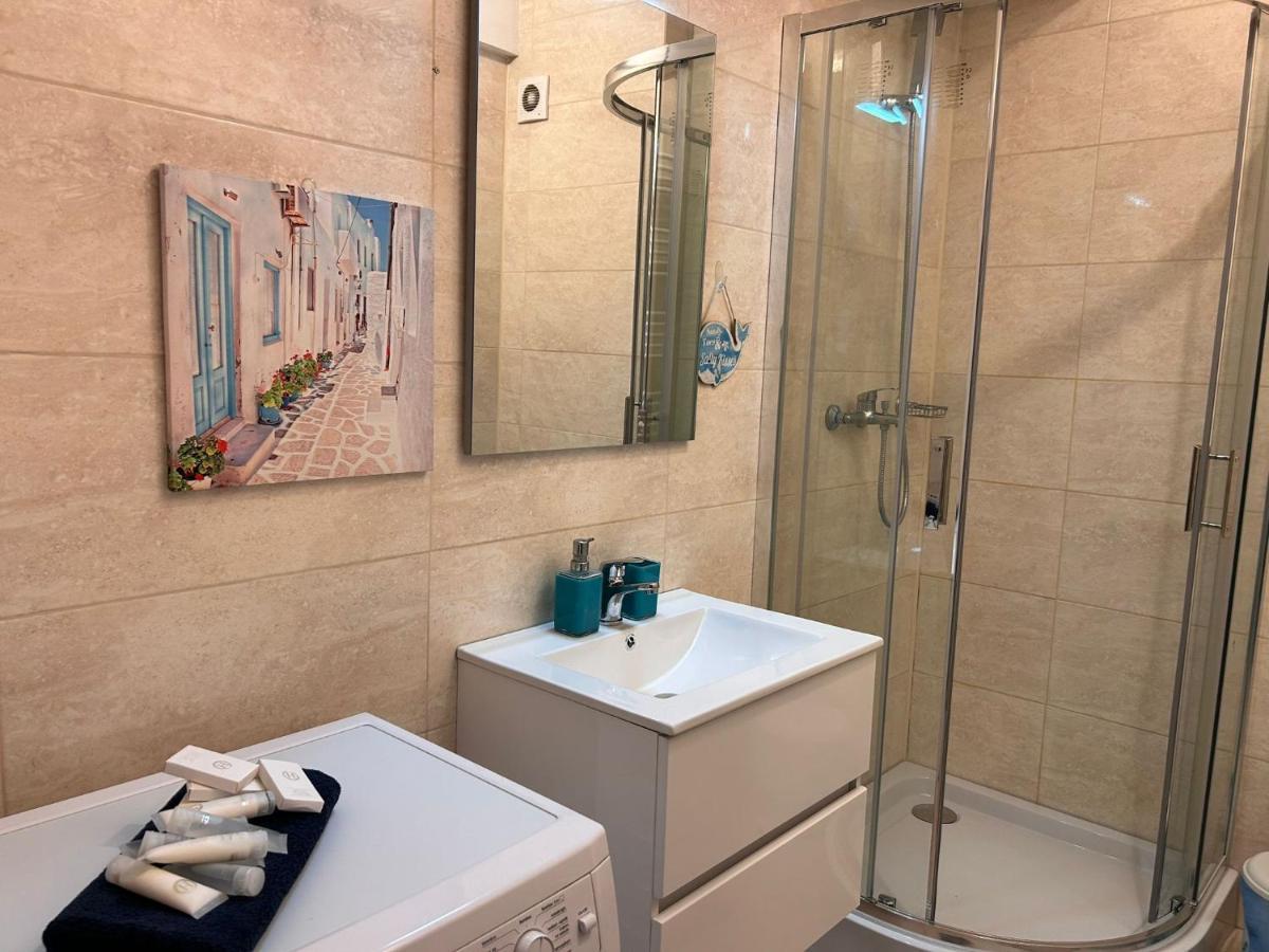 Apartament Carina Summerland Мамая Екстериор снимка